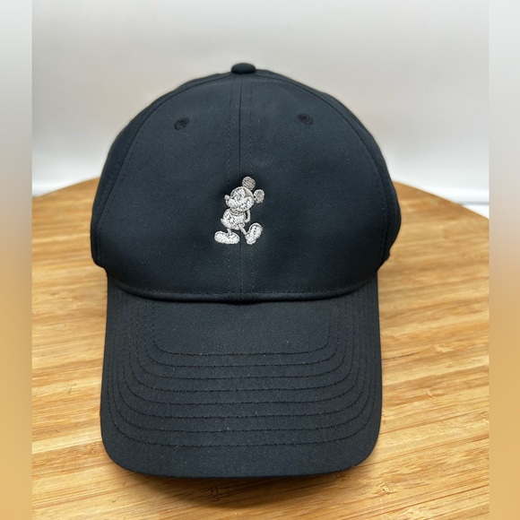 mickey mouse nike cap